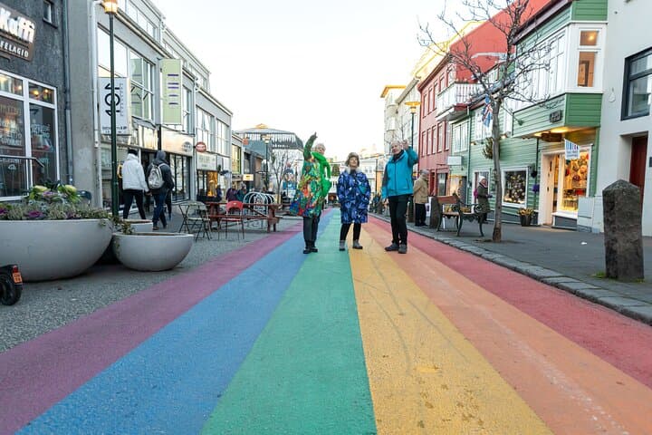Private Reykjavik Street Art Walking Tour - The Instagram Tour