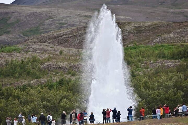 Golden Circle & South Coast in 1 Day - PRIVATE TOUR