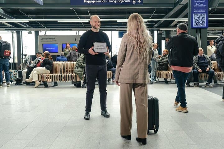 Keflavik Airport One-Way Private Transfer To or From Reykjavik