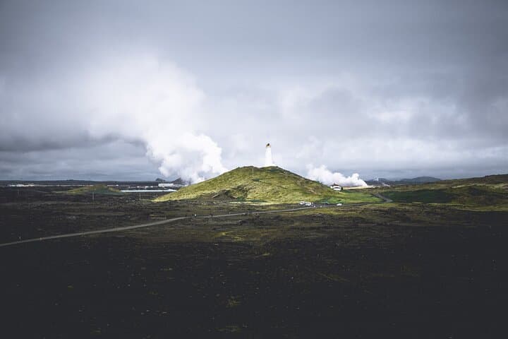 Private Reykjanes Peninsula, Lava Tunnel and Blue Lagoon