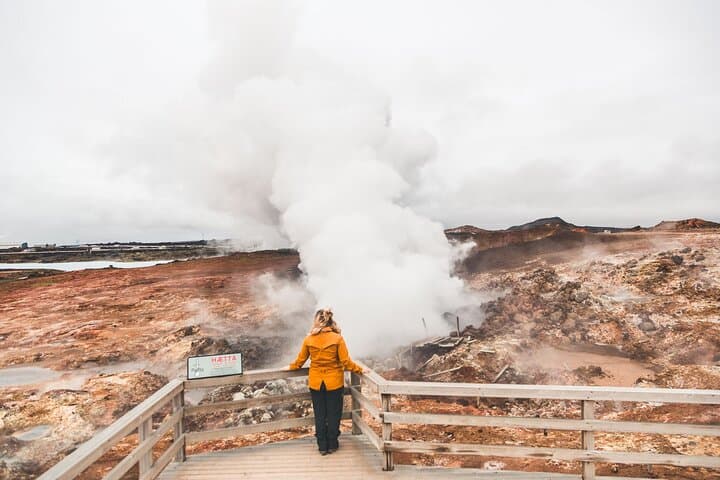 Private Reykjanes Peninsula, Lava Tunnel and Blue Lagoon