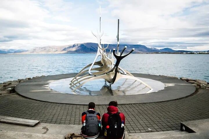 7 Days Gracious Southwest Iceland