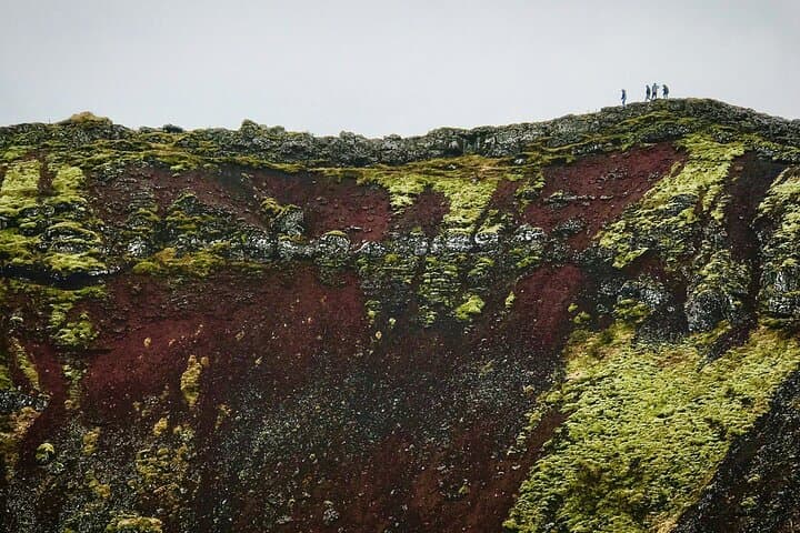 Golden Circle Express: 7 hour Private Tour - Keflavik/Reykjavik