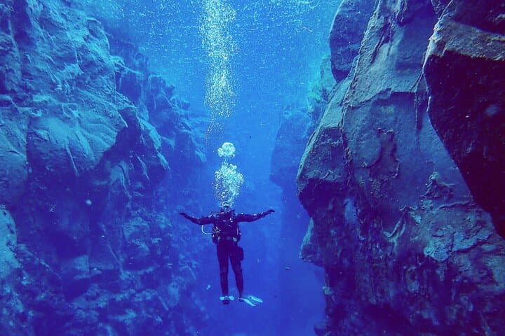 Dive the Divide: Silfra Fissure Scuba Tour | Reykjavik Pickup
