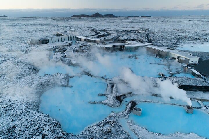 Blue Lagoon: Entry Ticket with Drink, Towel and Mud Mask