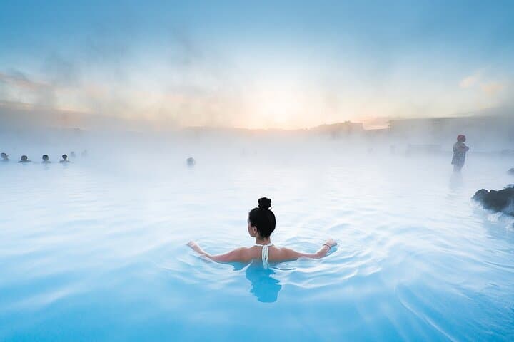 Blue Lagoon: Entry Ticket with Drink, Towel and Mud Mask