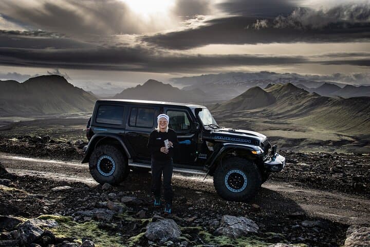 Hekla and Maelifell Adventure by Super Jeep
