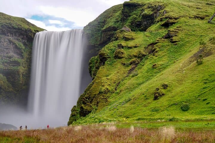 3 Day Summer Tour to Golden Circle South Coast with Glacier Hike