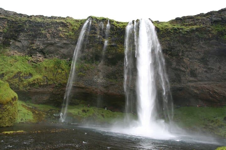 Seljalandsfoss Waterfall
