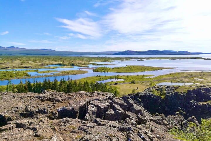 PRIVATE Golden Circle tour with 6 STOPS and extras