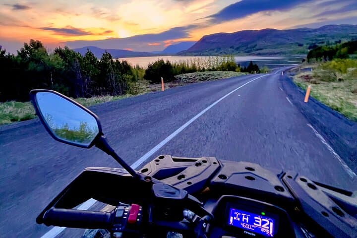 Midnight Sun ATV Adventure with transfer from Reykjavik