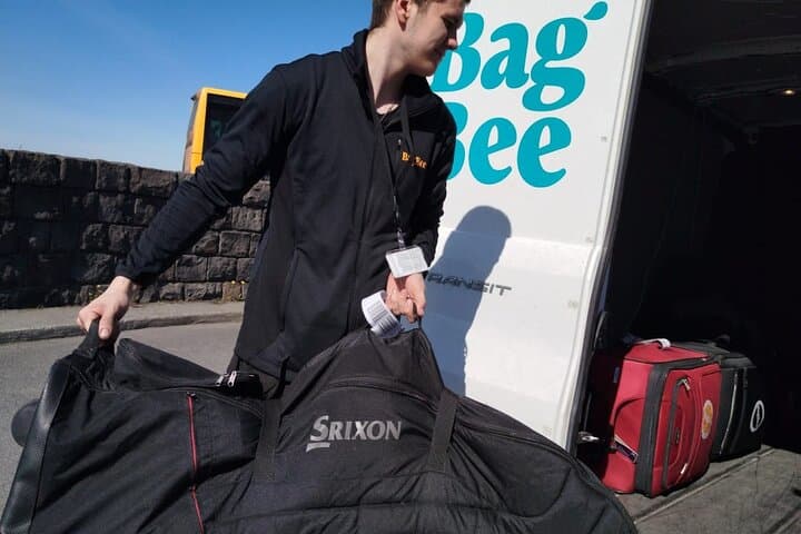 Reykjavík Luggage Transport with Airport Check-in