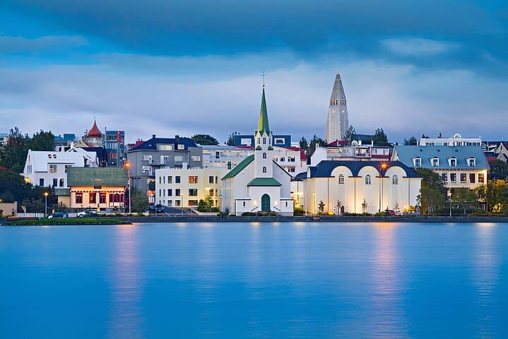 Highlands Bus Transfer: Reykjavik / Hella to the Landmannalaugar