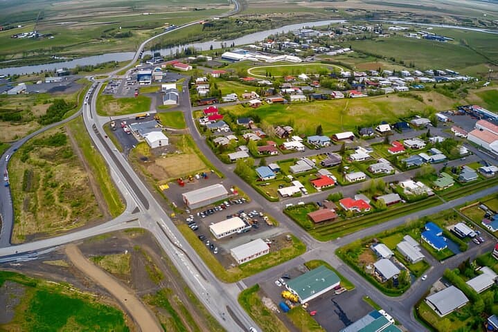 Highlands Bus Transfer: Reykjavik / Hella to the Landmannalaugar