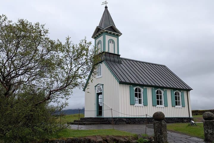 A Self-Guided Thingvellir National Park Walking Tour