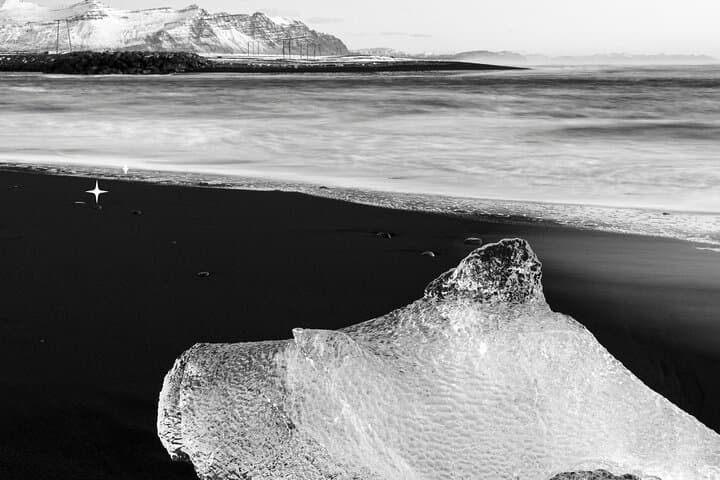Diamond Beach & Jokulsarlon & Beyond Tours