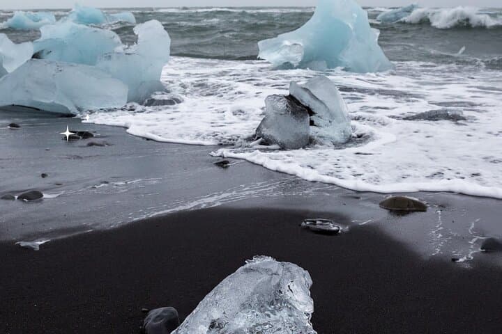 Diamond Beach & Jokulsarlon & Beyond Tours