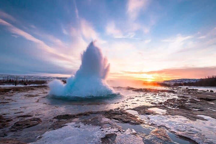 Iceland Winter Self Drive Tour with Car and Digital Guide