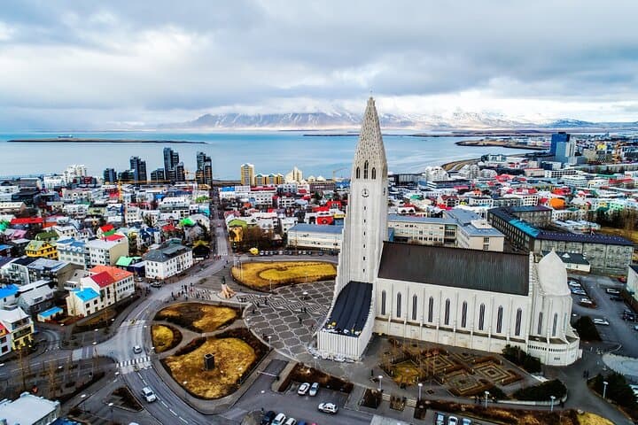 Self Guided Routes POR Iceland with Audio Guide