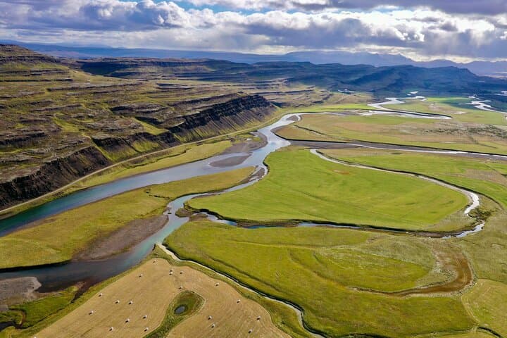 Private 2 Days Farm Stay and Snæfellsnes plus Silver Circle