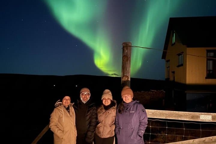 Aurora Pursuit: Private Northern Lights Hunt Tour from Reykjavik