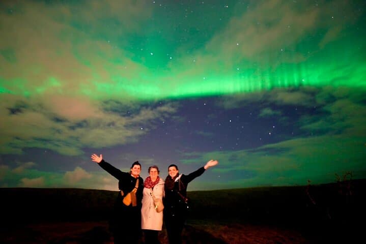 Northern Lights Private Guided Tour With Professional Photos
