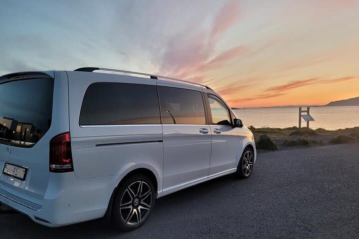Private Transfer from Blue Lagoon to Reykjavik