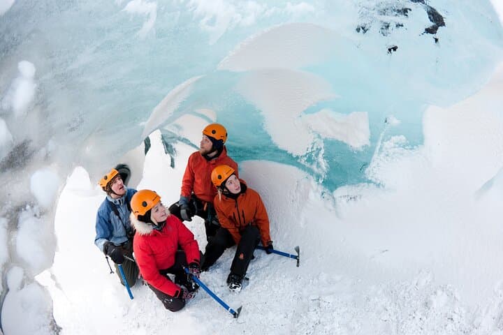 South Coast, Glacier Hike & Northern Lights from Reykjavik