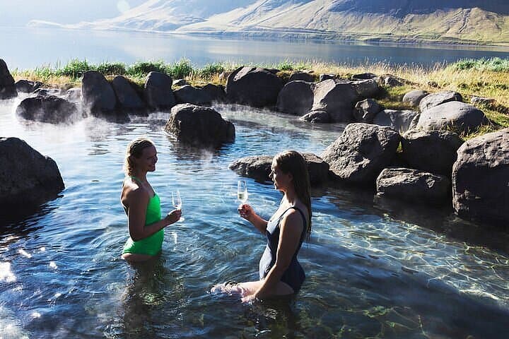 Hvammsvik Hot Springs: Private Round Transfer with Admission