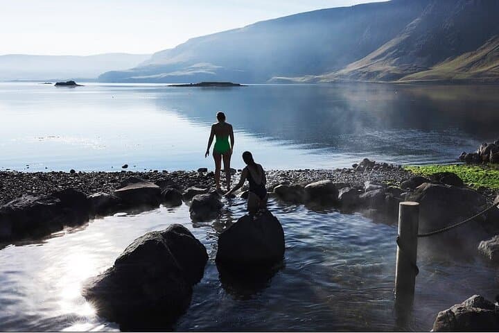 Hvammsvik Hot Springs: Private Round Transfer with Admission