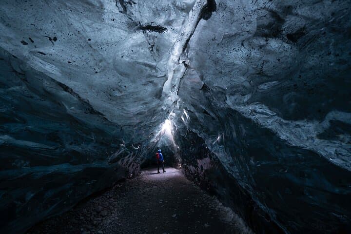 One of the caves in west side of Breiðamerkurjökull, December 2025