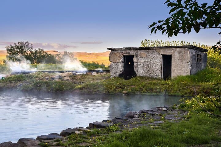 Golden Circle Classic Tour with Secret Lagoon Relaxation