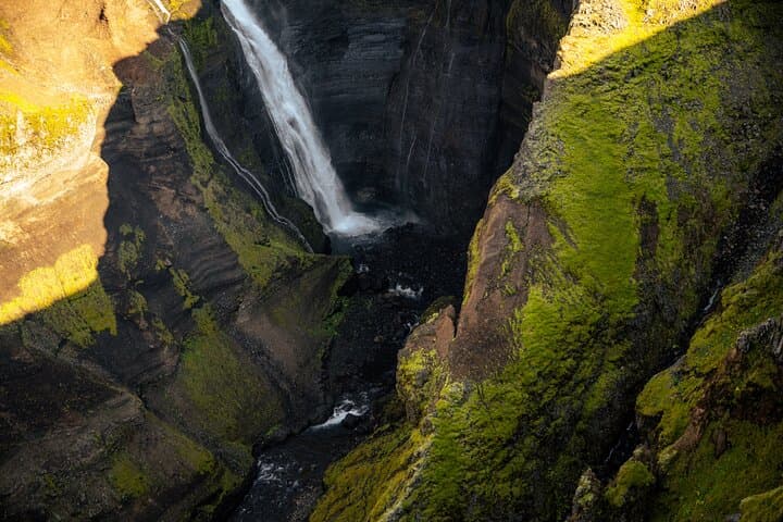 LANDMANNALAUGAR : Private Highlands