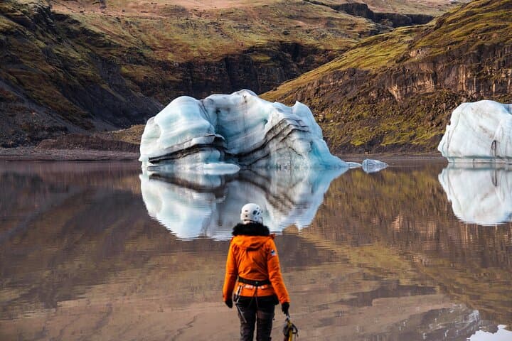 Sólheimajökull Glacier Hike & Ice Climbing Intro - Small Group