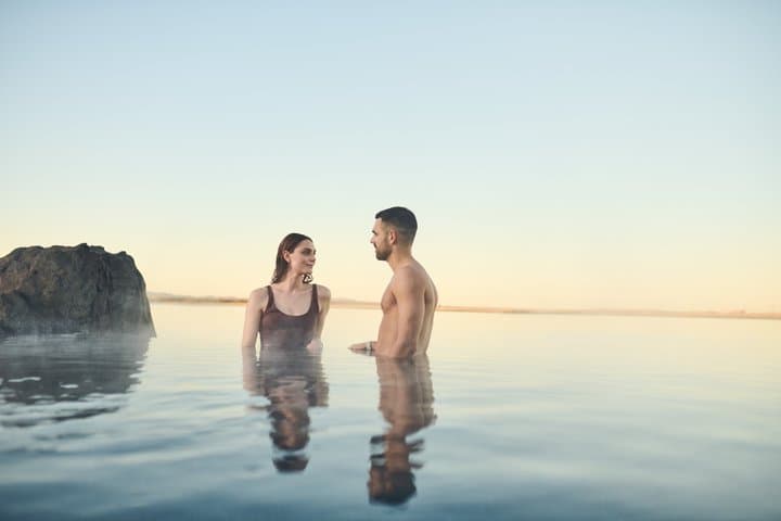Reykjavik Hotels: Private Transfer To or From Sky Lagoon