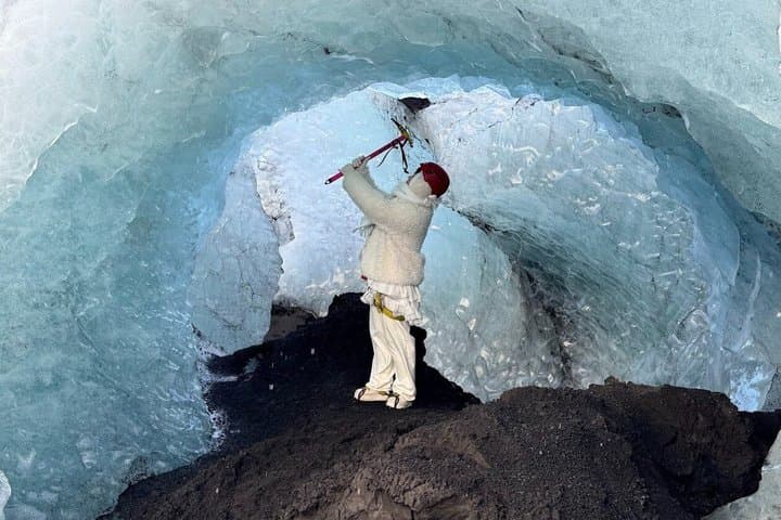 Blue Ice glacier hike