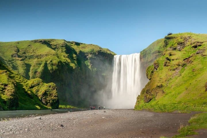 4 Day Classic Iceland Glacier Lagoon Golden Circle Blue Lagoon