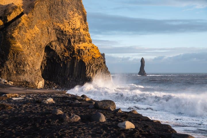 South Coast, Glacier Hike & Northern Lights from Reykjavik