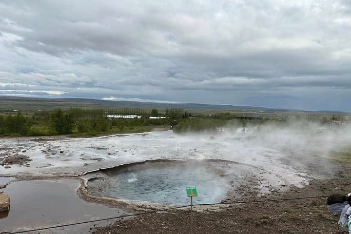 Golden Circle Private Tour – Þingvellir, Geysir & Gullfoss