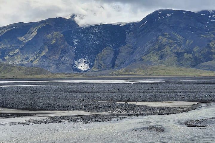 5-Day Self Guided Trekking Tour Laugavegur to Thorsmork Valley