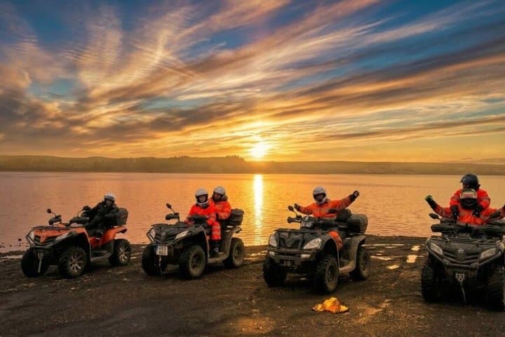 Midnight Sun ATV Adventure with transfer from Reykjavik