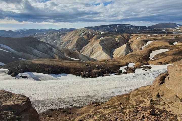 5-Day Self Guided Trekking Tour Laugavegur to Thorsmork Valley