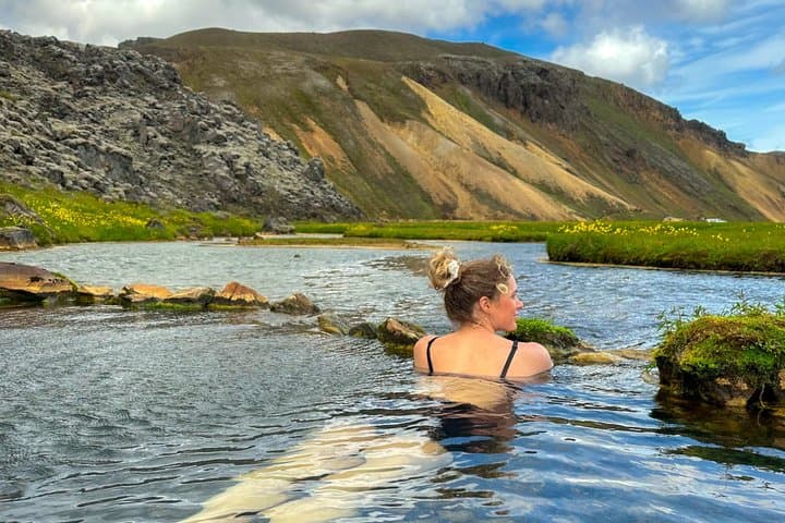Laugavegur Trek: 4-Day Women-Only Guided Highland Hiking Tour