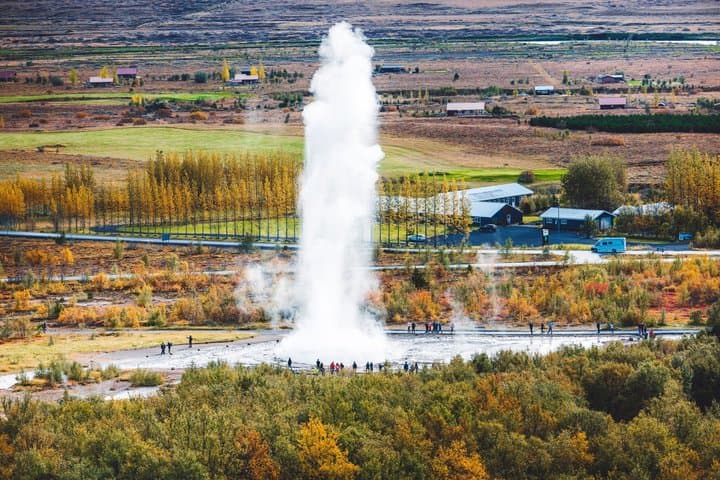 Golden Circle & Meet the Icelandic Horses - Small Group Tour