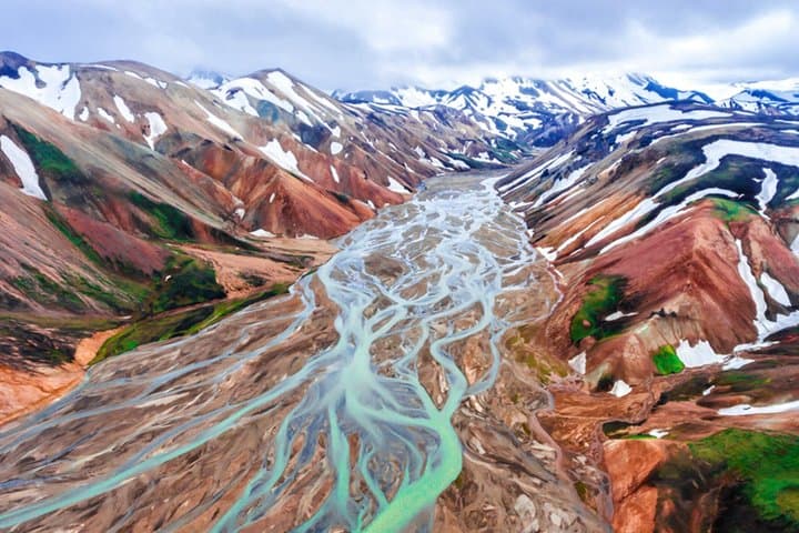 Landmannalaugar Highlands 4x4 Minibus Tour with Hot Spring Bath