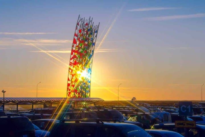 Keflavik Airport: Private Transfer to or from Reykjavik