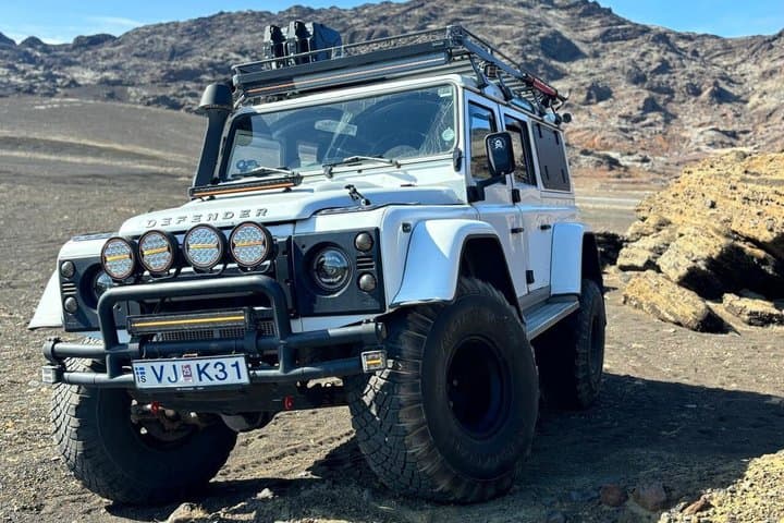 Super Jeep 4x4 Private Golden Circle Tour from Reykjavik