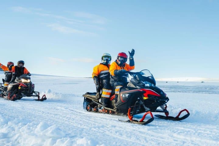 Into the Glacier Combo: Snowmobiling + Langjökull Ice Cave