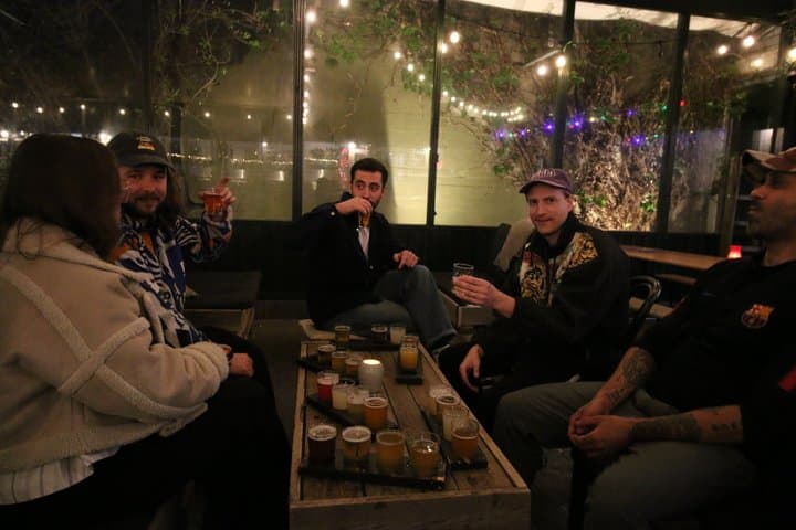 Reykjavík Pub Crawl Tour with Drinks and Games