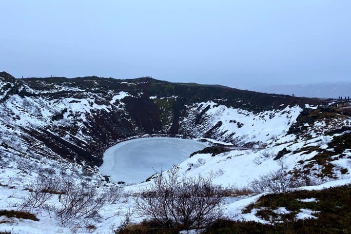 Golden Circle Luxury Private Expedition in Iceland in Spanish
